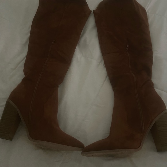 Rust Color Cowboy Boots - Picture 3 of 10